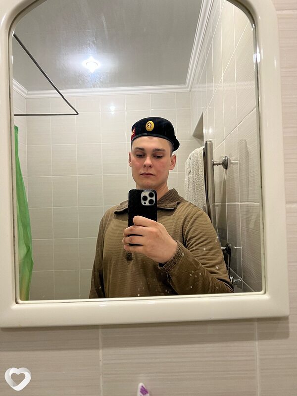 Захар, 21, Севастополе — анкета №2087053