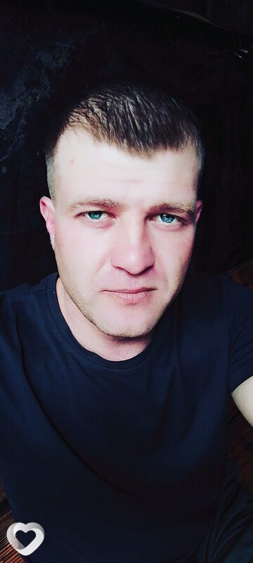 Александр, 31, Красном Луче — анкета №2087596