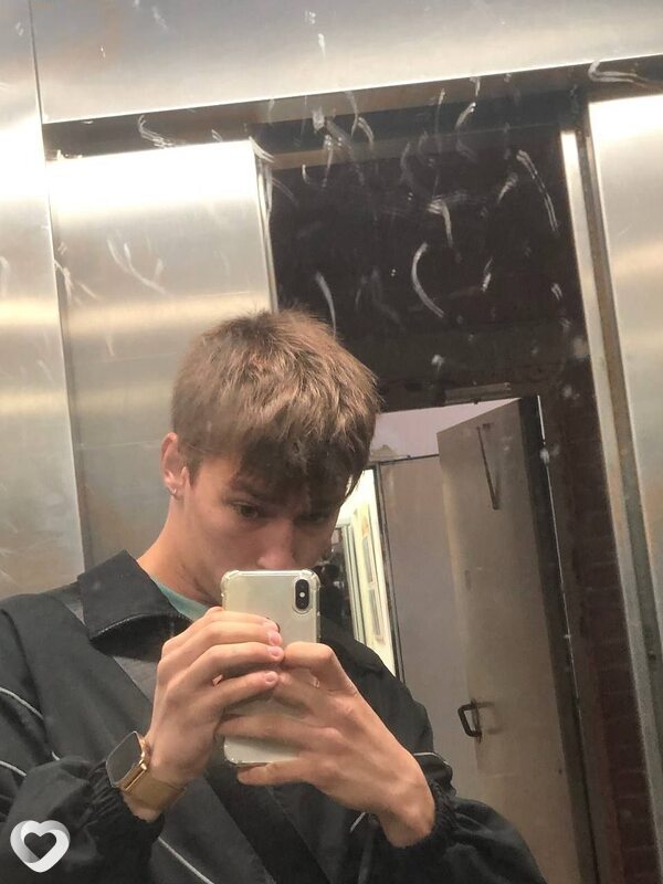 Вовчик, 20, Санкт-Петербурге — анкета №2088002