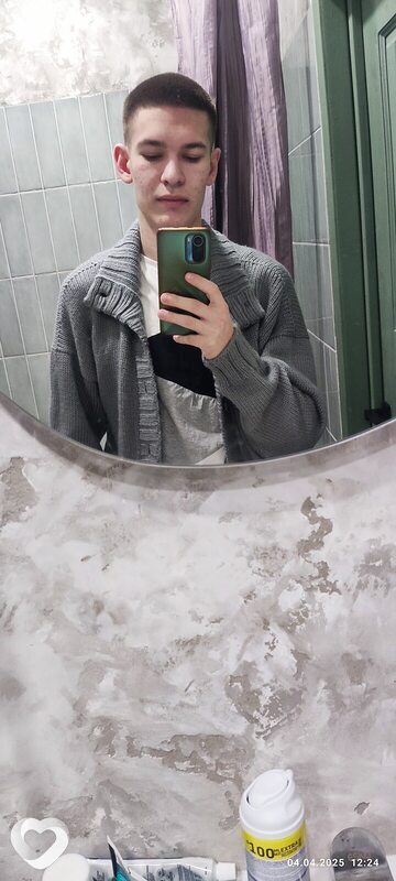 Максим, 22, Мурманске — анкета №2088221