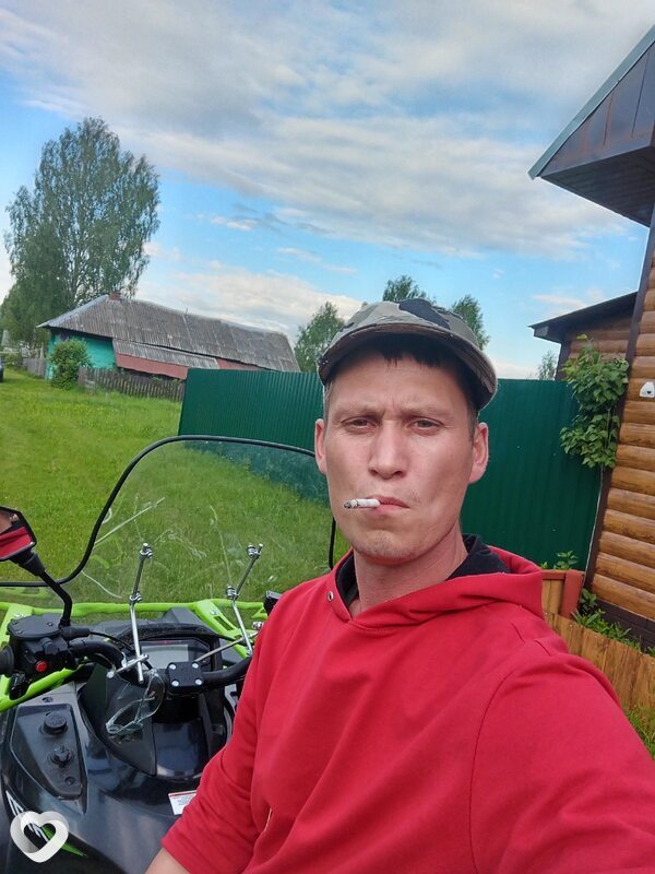 Иван, 36, Кирове — анкета №2089028
