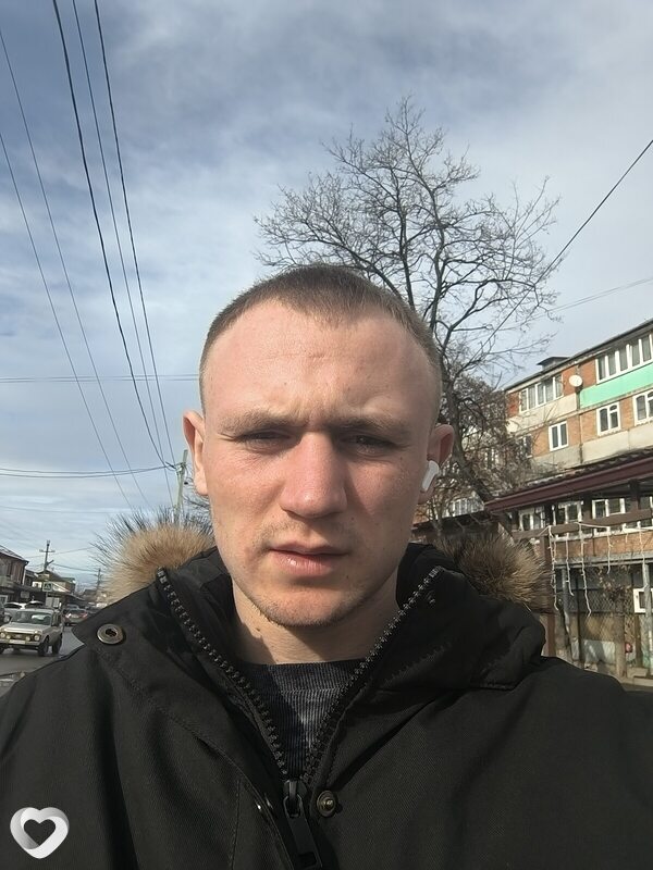 Юрий, 25, Керчи — анкета №2089410