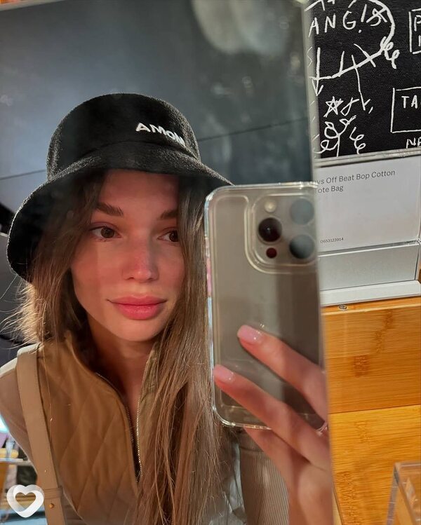 Алена, 25, Екатеринбурге — анкета №2089643