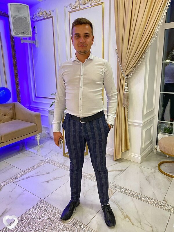 Роман, 31, Екатеринбурге — анкета №2090969