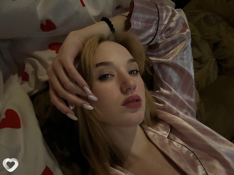 Юлия, 22, Барнауле — анкета №2092335