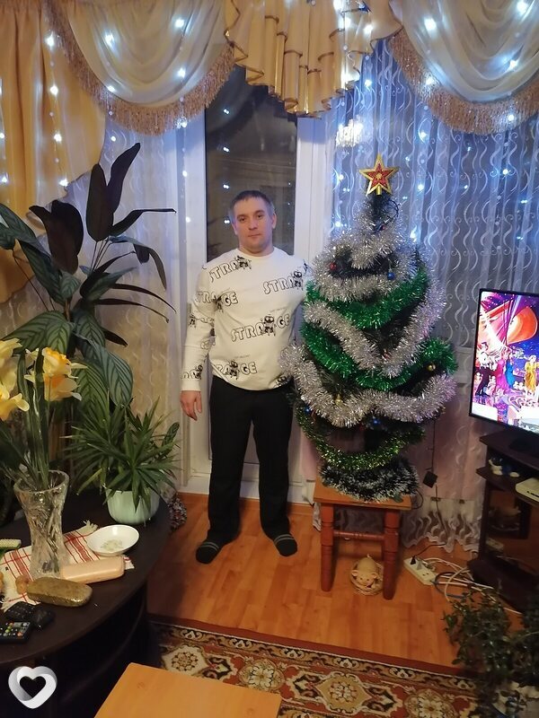 Виктор, 39, Кировске — анкета №2092546