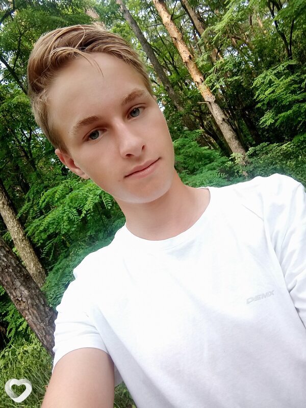 Дмитрий, 22, Курске — анкета №2092871