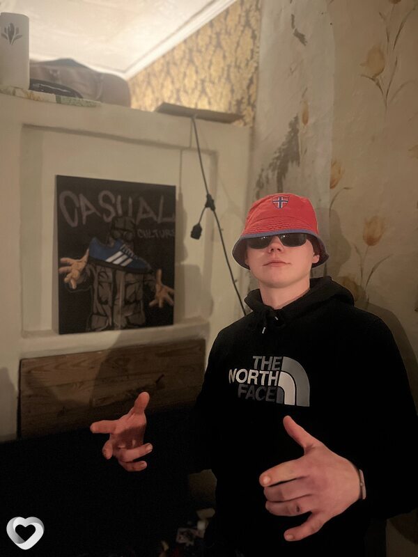 Виталий, 24, Москве — анкета №2093151