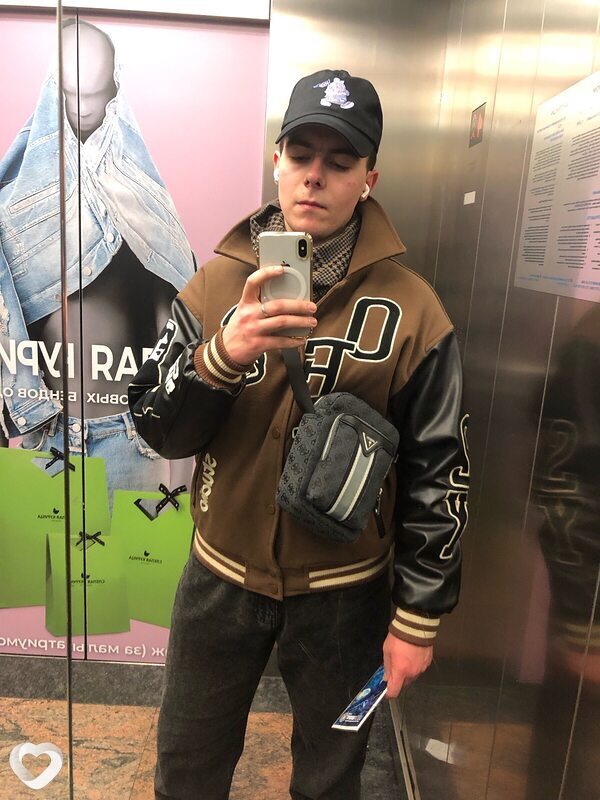 Gleb, 21, Москве — анкета №2093120