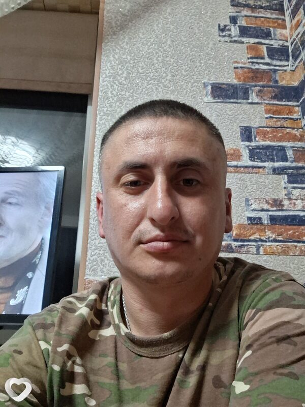 Саша, 32, Броварах — анкета №2093557