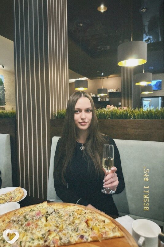 Алена, 23, Москве — анкета №2094114