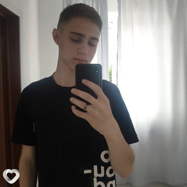Илья, 20, Гродно — анкета №2094178