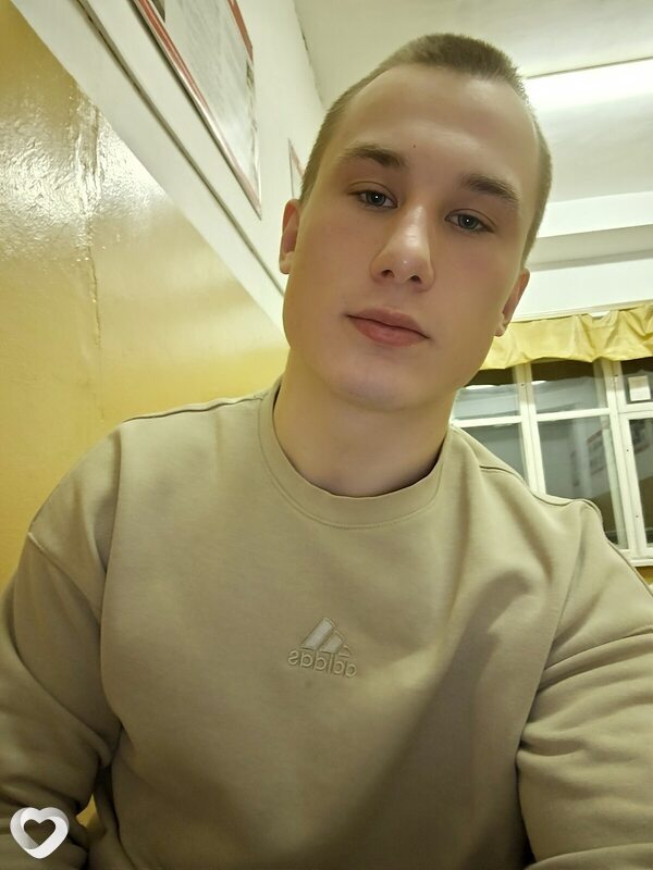 Илья, 20, Благовещенске — анкета №2094364