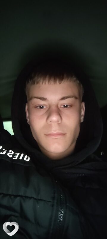 Захар, 19, Жлобине — анкета №2094495