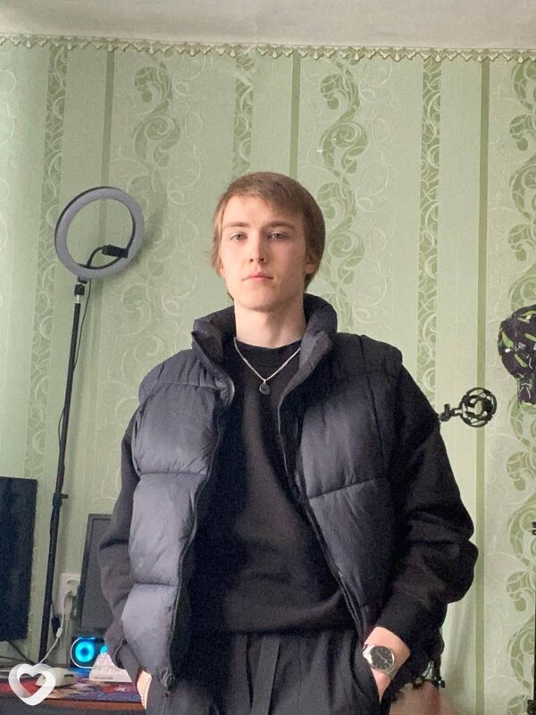 Станислав, 22, Москве — анкета №2095386