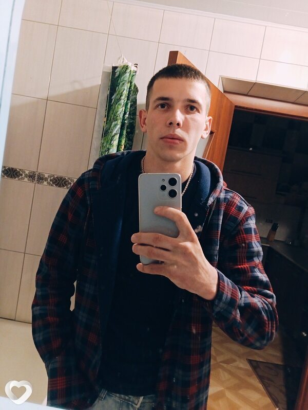 Артём, 23, Малорите — анкета №2095249