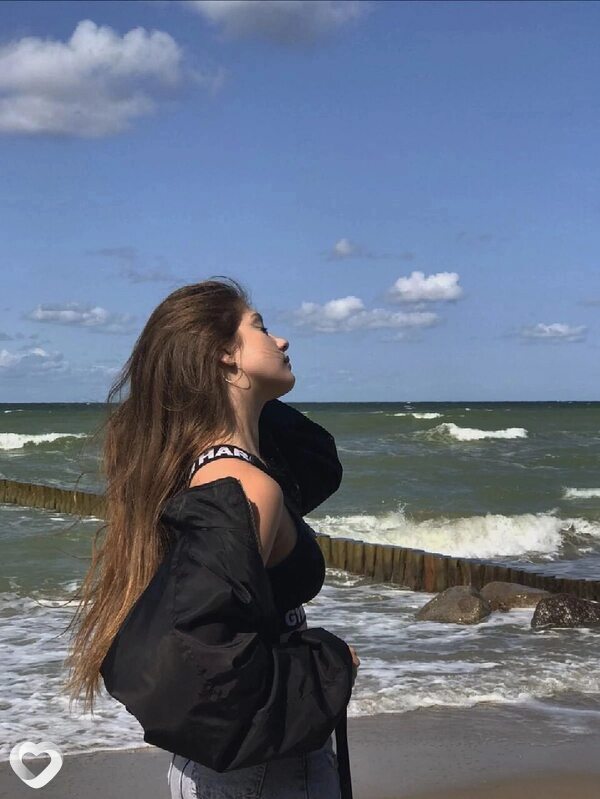 Вика, 21, Москве — анкета №2095659