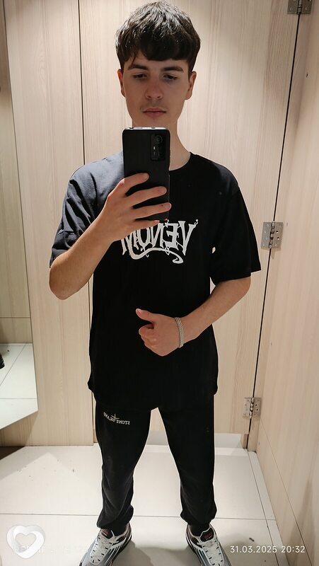 Pavel, 19, Кишинёв — анкета №2095349
