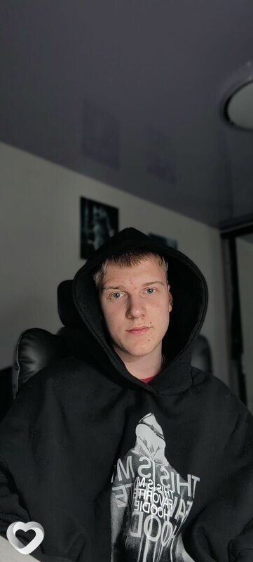 Андрей, 19, Новополоцке — анкета №2095631