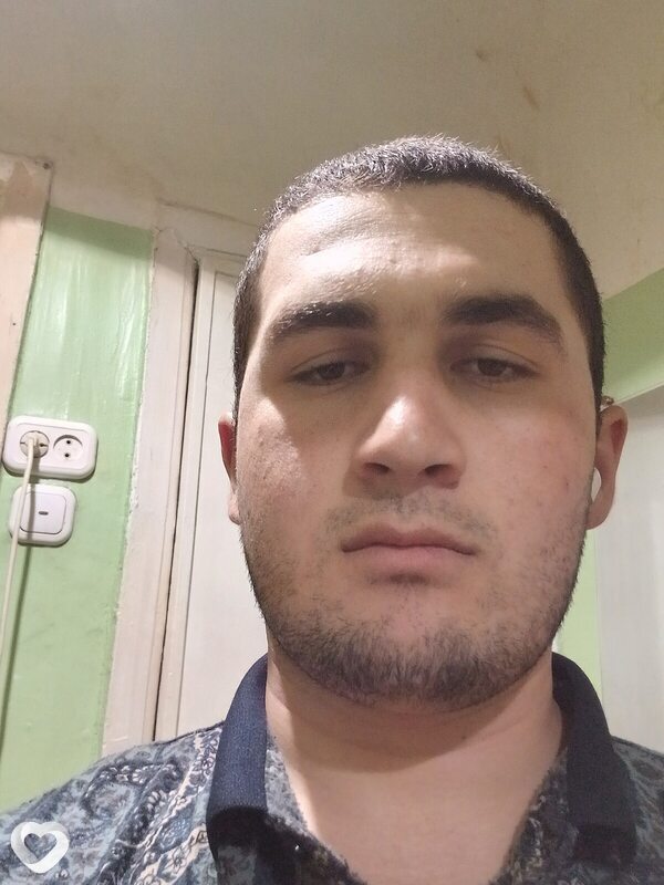 Шахбоз, 20, Новосибирске — анкета №2095589