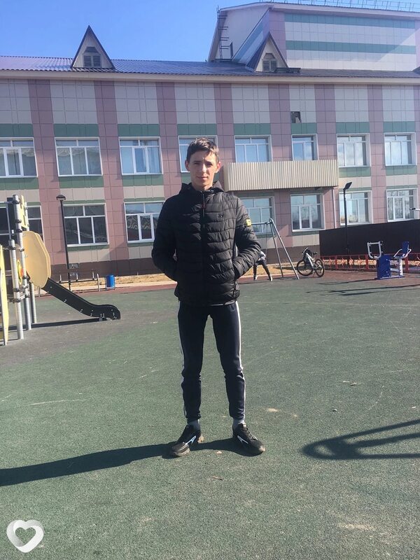 Антон Максимович, 20, Барнауле — анкета №2095810