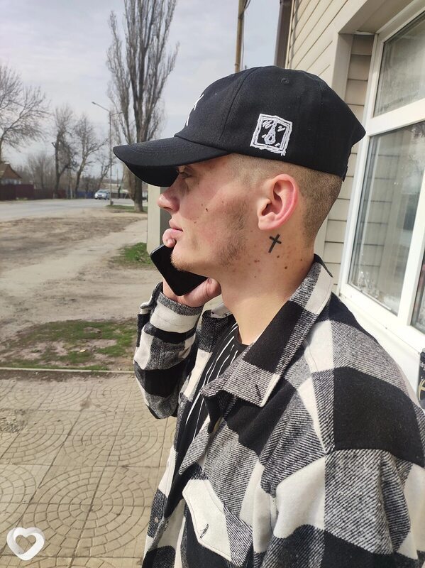 Игорь, 24, Каменске-Шахтинском — анкета №2095833
