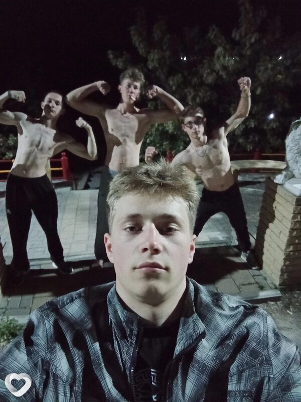 Леонид, 20, Ростове-на-Дону — анкета №2096020