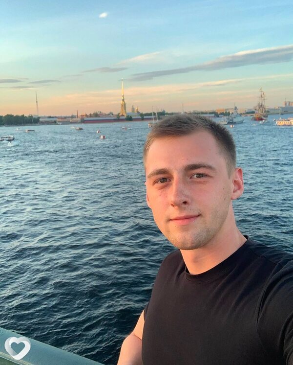 Максим, 27, Кировске — анкета №2096139
