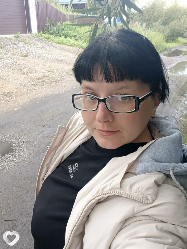 Алёна, 37, Мариинске — анкета №2096217