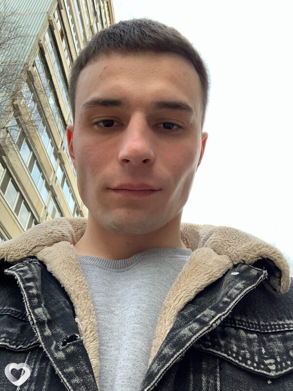 Даня, 24, Ульяновске — анкета №2096423