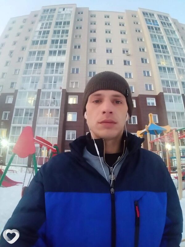 Александр, 26, Березовский (Кемеровская обл) — анкета №2096472