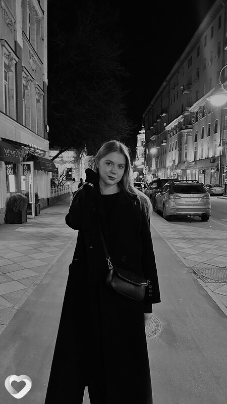 Тася, 21, Москве — анкета №2096843