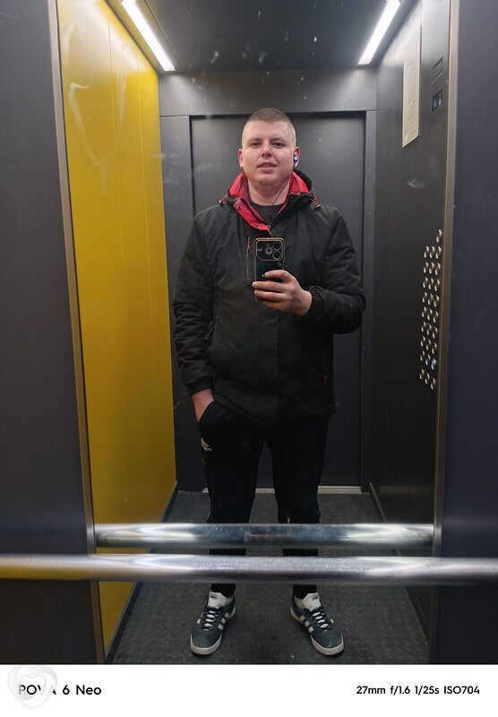 Иван, 24, Москве — анкета №2098871