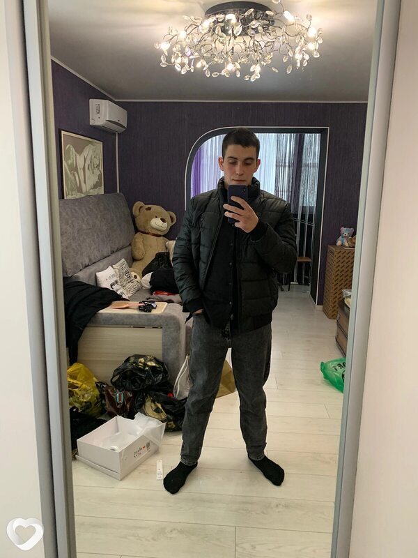 Макс, 22, Екатеринбурге — анкета №2099266