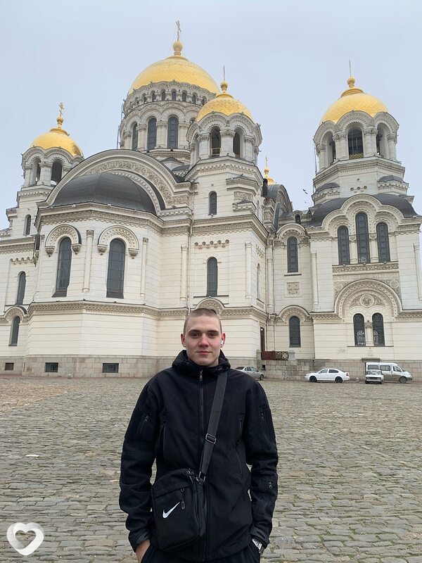 Артур, 21, Новочеркасске — анкета №2099311