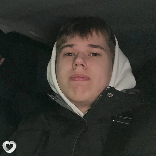 Захар, 19, Омске — анкета №2099527