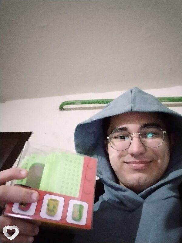 Денис, 19, Минске — анкета №2099461