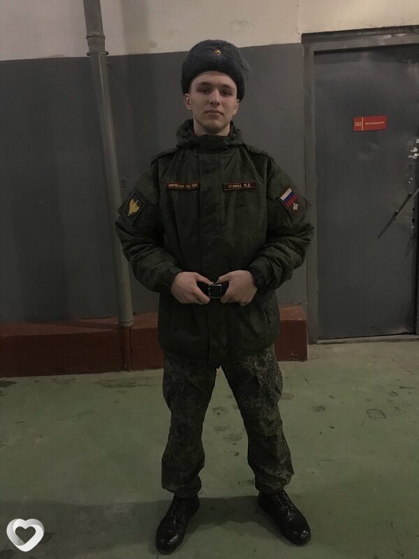 Илья, 21, Подольске — анкета №2099776