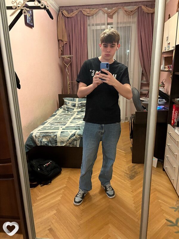 Андрей, 20, Краснодаре — анкета №2100151