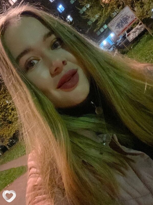 Дарья, 30, Омске — анкета №2100158