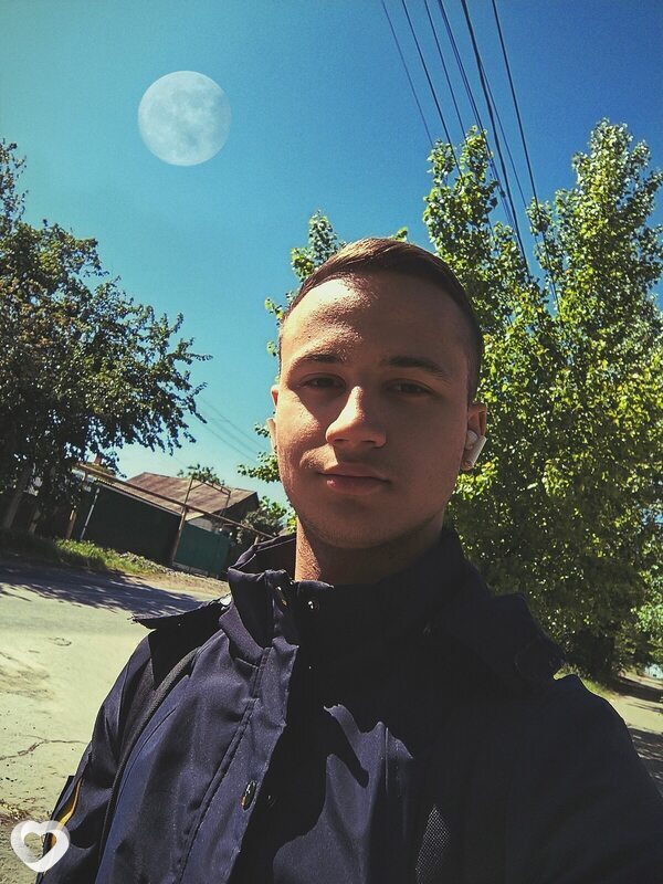 Дмитрий, 21, Шахтах — анкета №2100316