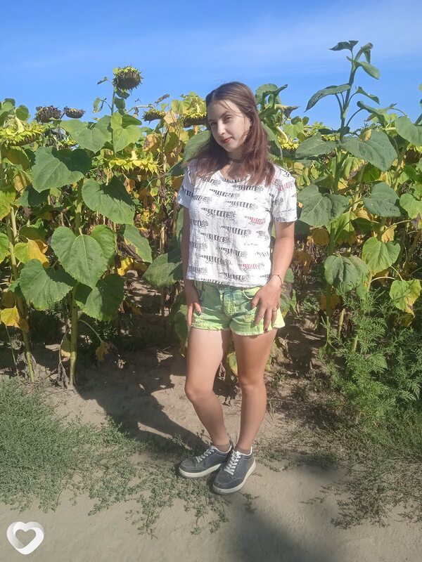 Сніжана, 20, Хмельницком — анкета №2100472