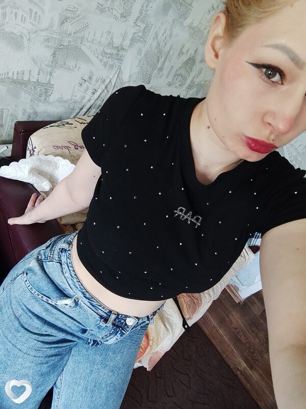 Карина, 22, Ставрополе — анкета №2100775