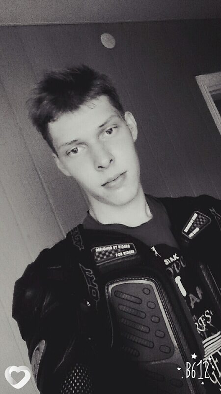 Дмитрий, 28, Невинномысске — анкета №2100739
