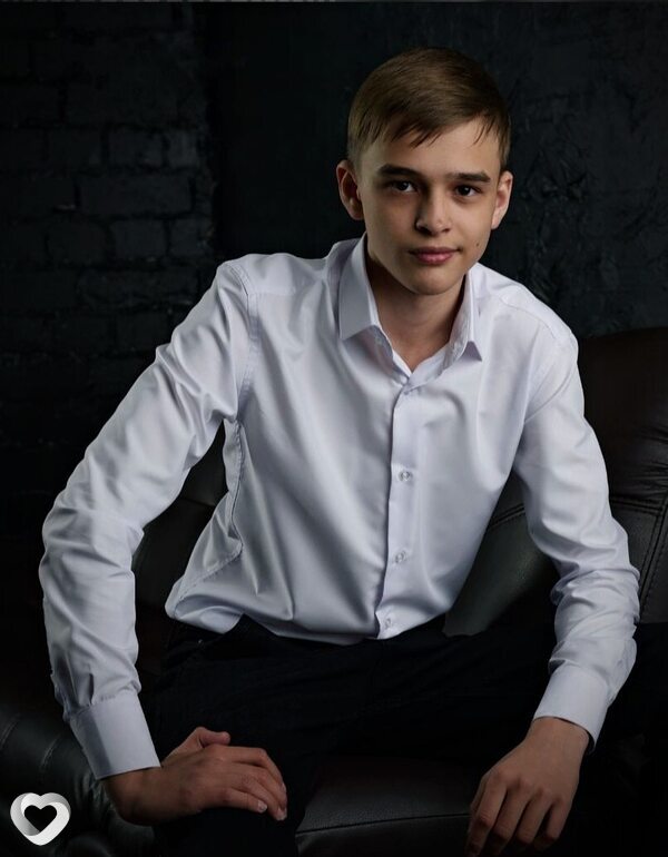 Виктор, 21, Чите — анкета №2100762