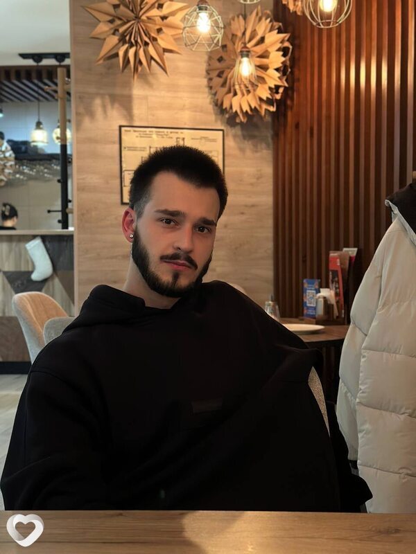 Фред, 24, Томске — анкета №2100971