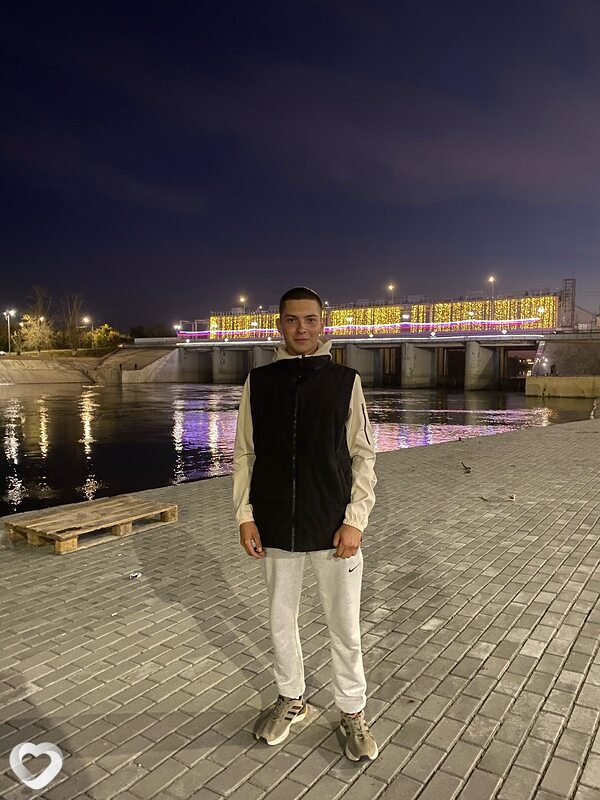 Миша Михаил, 19, Кургане — анкета №2102290
