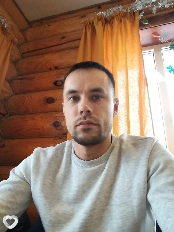 Игорь, 37, Губкинском — анкета №2102291