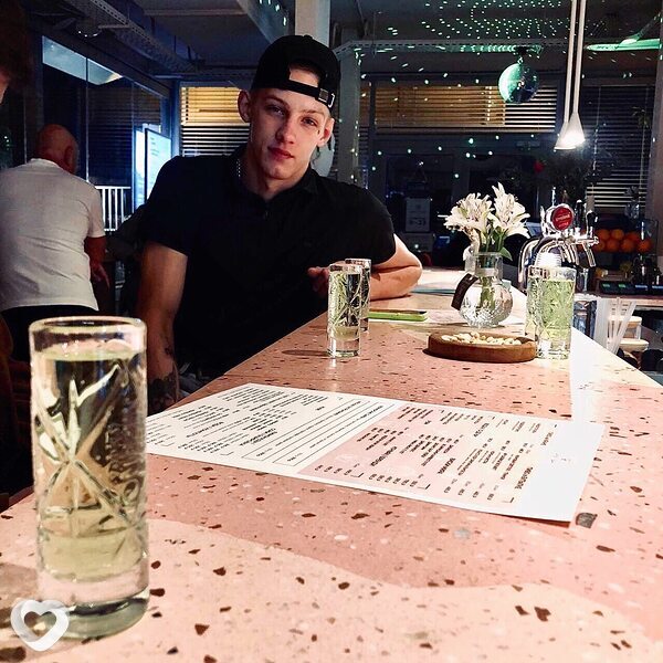 Ivan, 21, Геленджике — анкета №2101158