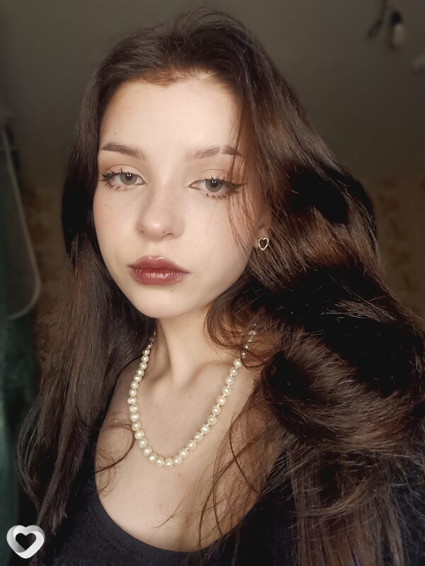 Ева, 21, Минске — анкета №2101614